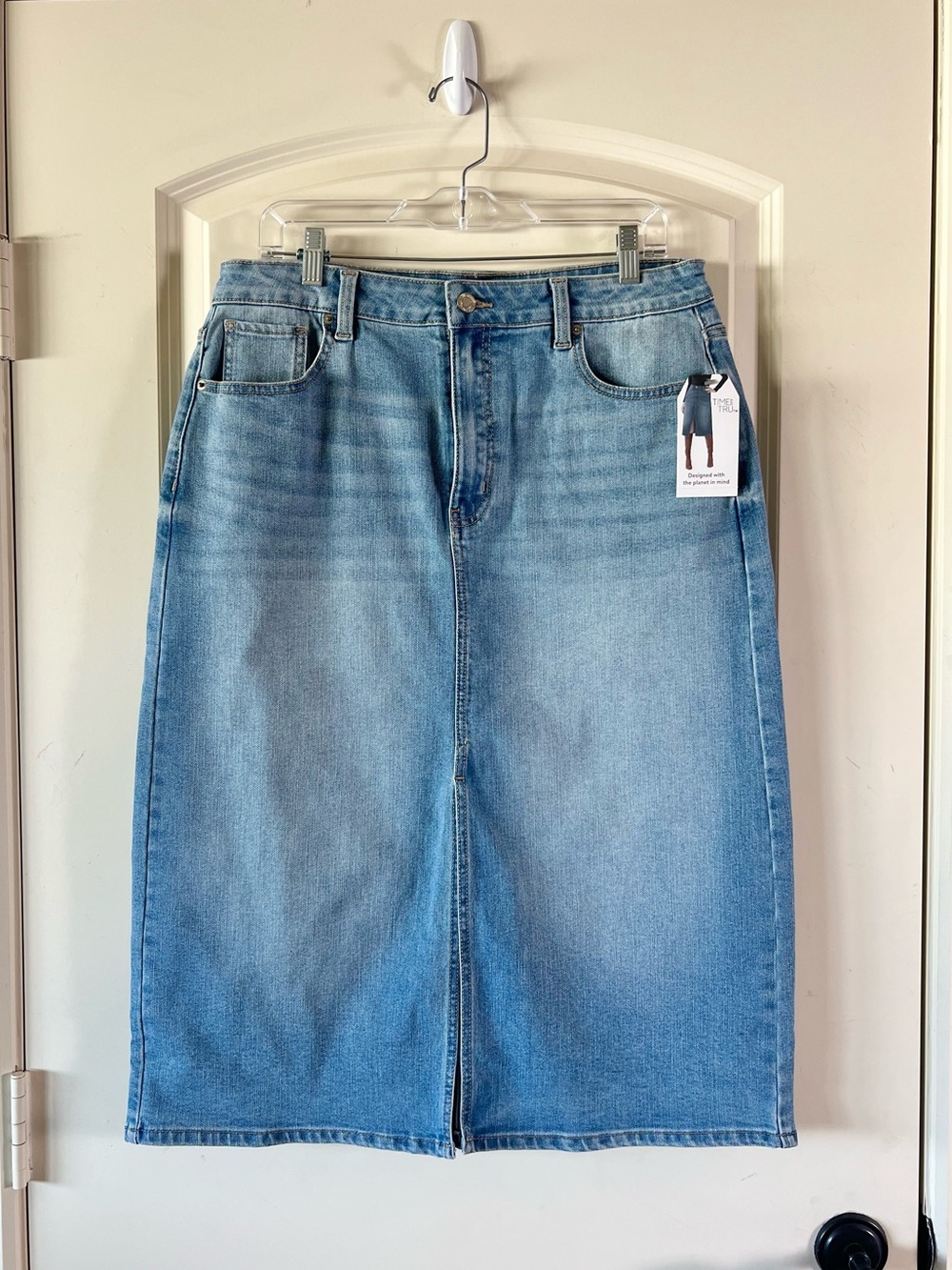 Time and Tru Front Slit Denim Midi Skirt Size 12 Light Wash Jean Skirts NWT